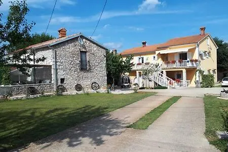 Nella * Sveti Anton (Krk)