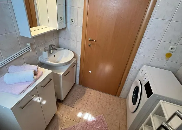 Nella Apartment *