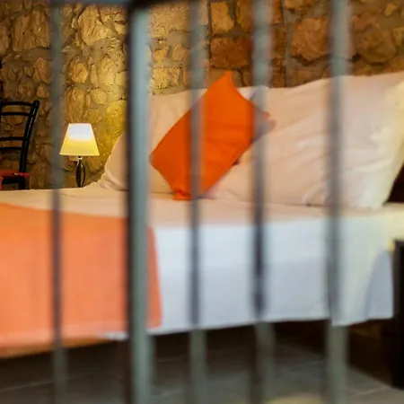 Nella Apartment
